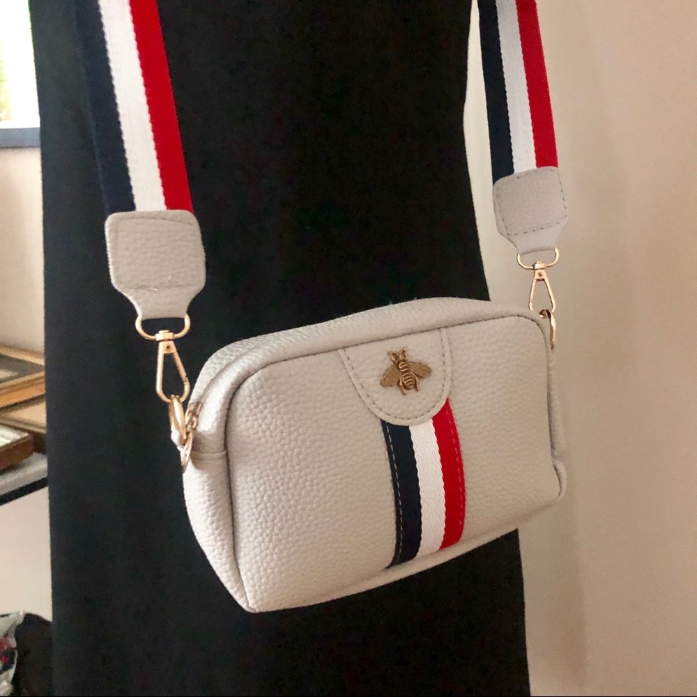 Crossbody camera bag with gold 🐝 detail